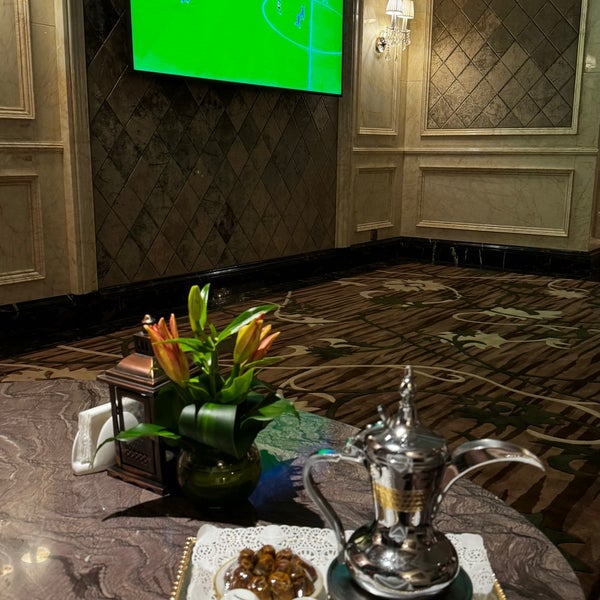 Das Foto wurde bei Narcissus Hotel and Residence von Abdulhadi am 4/11/2024 aufgenommen