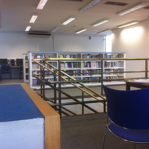 Cavendish Library College Library in London