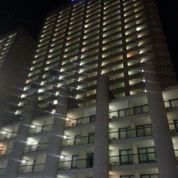 รูปภาพถ่ายที่ Hotel Meliá Benidorm โดย Yerko C. เมื่อ 3/2/2013