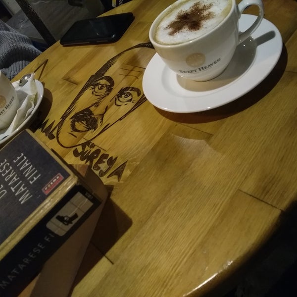 12/22/2018에 . ..님이 Abdülcanbaz Book &amp; Cafe에서 찍은 사진