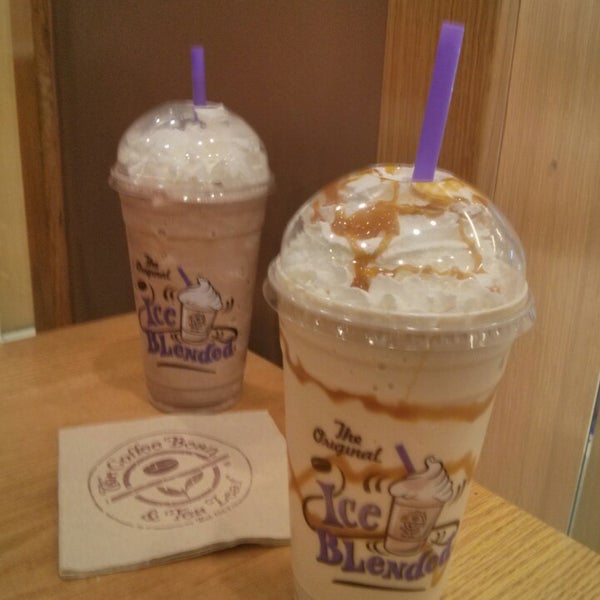 Photo taken at The Coffee Bean &amp; Tea Leaf by Shayna A. on 1/12/2014