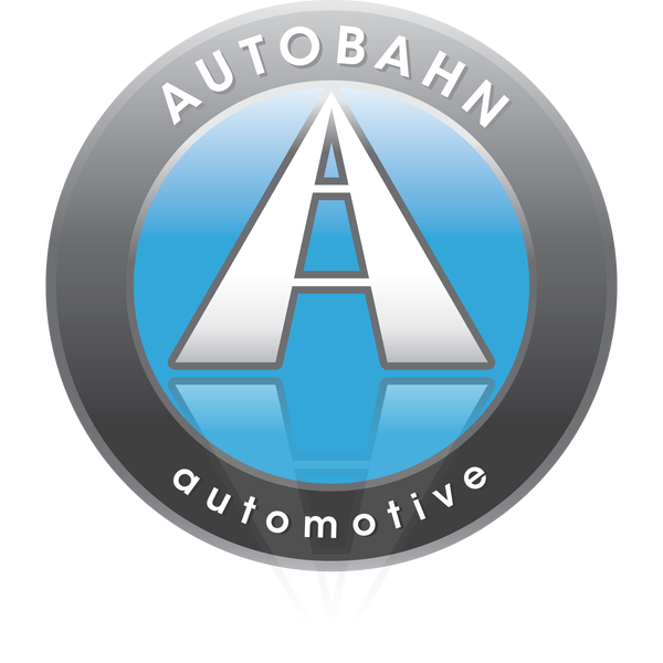 รูปภาพถ่ายที่ Autobahn Automotive โดย Autobahn Automotive เมื่อ 10/13/2013