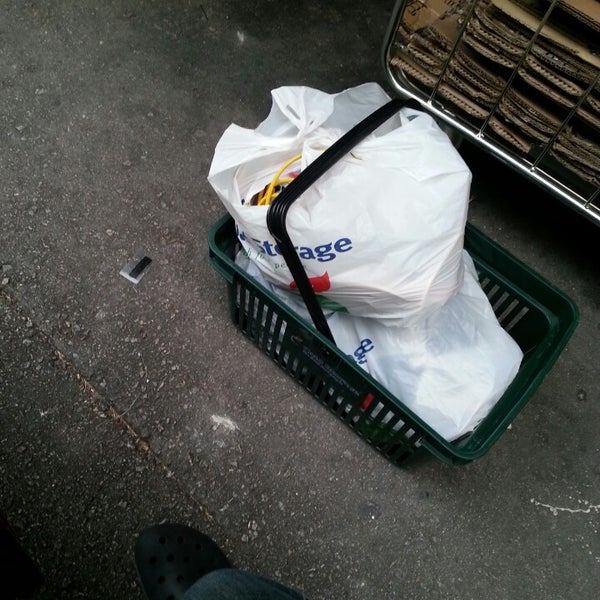 Cold Storage (Now Closed) Tanglin 1 tip from 211 visitors