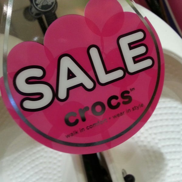 crocs century city mall