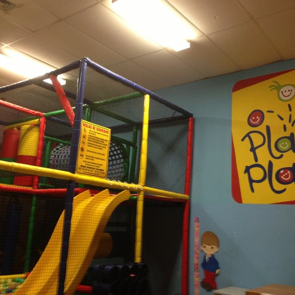 Детская площадка в америке. Place to play. Play place. Play place. Детская площадка в америке.