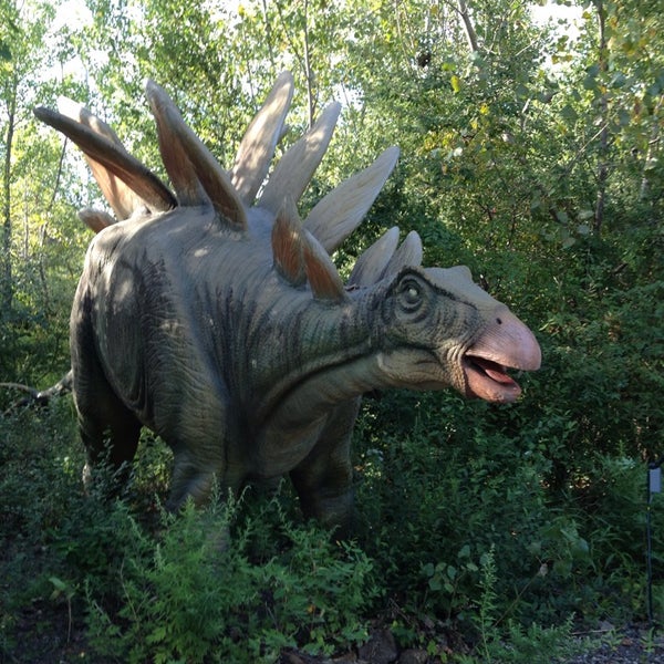 Photo taken at Field Station: Dinosaurs by Michael L. on 9/7/2014