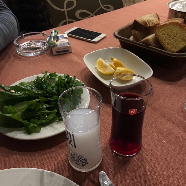 Photo taken at Balıkçıdede Restaurant by Hasan T. on 10/26/2018