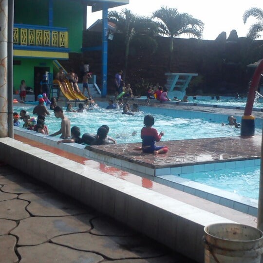 Photos At Kolam Renang Tirta Agung Water Park In Sidoarjo