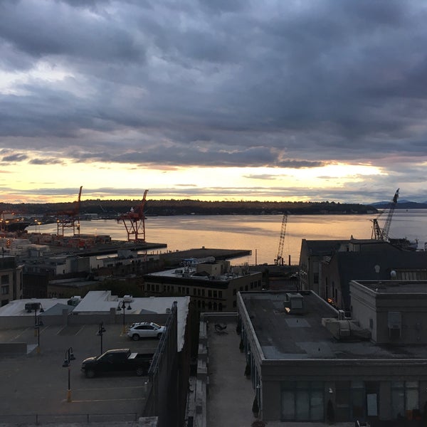 Photo taken at Courtyard by Marriott Seattle Downtown/Pioneer Square by Esther L. on 8/31/2018