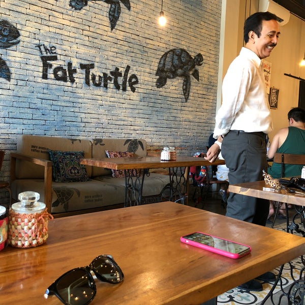 Photo taken at The Fat Turtle by Junho J. on 2/17/2018