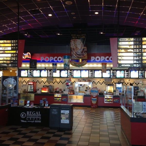 Regal Cinemas Westborough 12 (Artık Kapalı) Westborough, MA