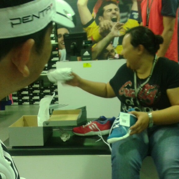 adidas factory outlet malaysia