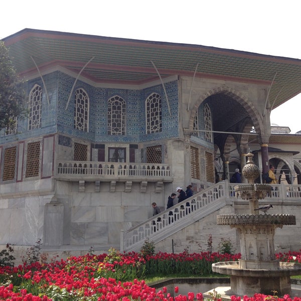 Photo taken at Topkapı Palace by Айгуль Г. on 4/21/2013