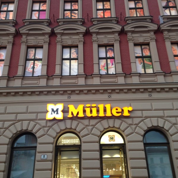 7/11/2014에 Evica T.님이 Müller에서 찍은 사진