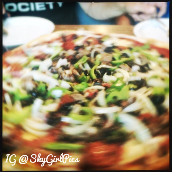 7/4/2016 tarihinde Lisa M.ziyaretçi tarafından Napoli Pizzeria &amp; Italian Food'de çekilen fotoğraf