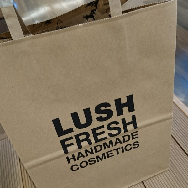 Lush 山田区 西区二方町40