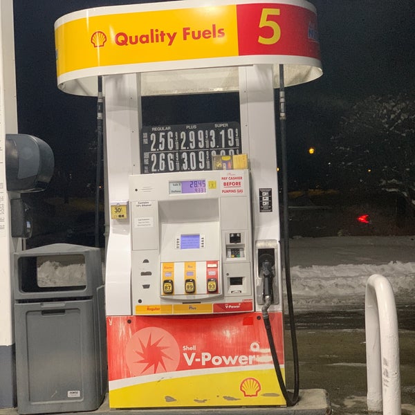 Shell Fuel Station in Poughkeepsie