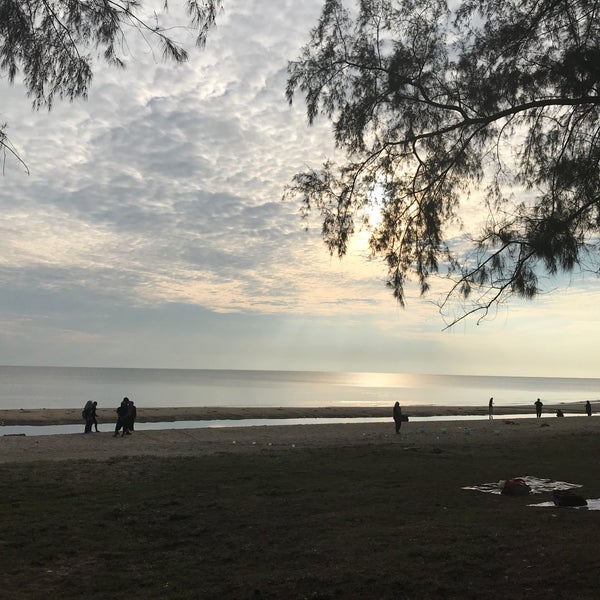 Photos At Pantai Air Leleh 1 Tip From 405 Visitors