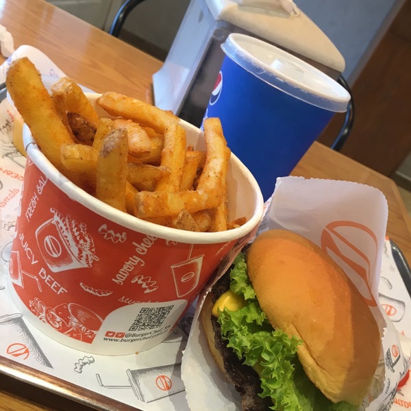 Photo taken at BURGER CHEF by O D. on 8/19/2018