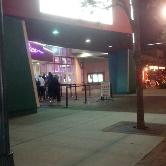 Photos at Regal Hollywood Sarasota Movie Theater in Sarasota