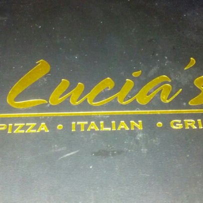 Das Foto wurde bei Lucia&#39;s Pizza Italian Grill von Jordan J. am 1/11/2013 aufgenommen