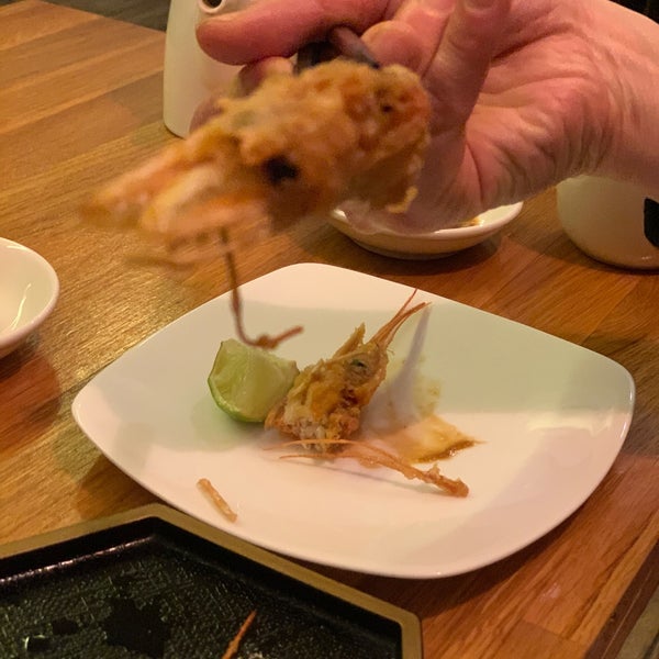 Foto diambil di Sushi Capitol oleh David J. pada 12/22/2019