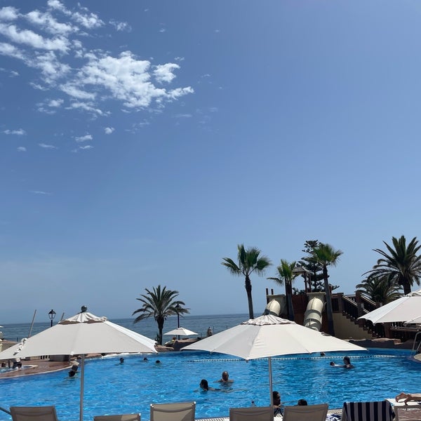 Foto diambil di Marriott&#39;s Marbella Beach Resort oleh Mohanad H. pada 6/14/2022