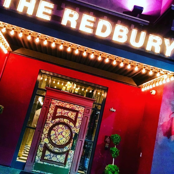 Foto tirada no(a) The Redbury por Quinn H. em 11/15/2015