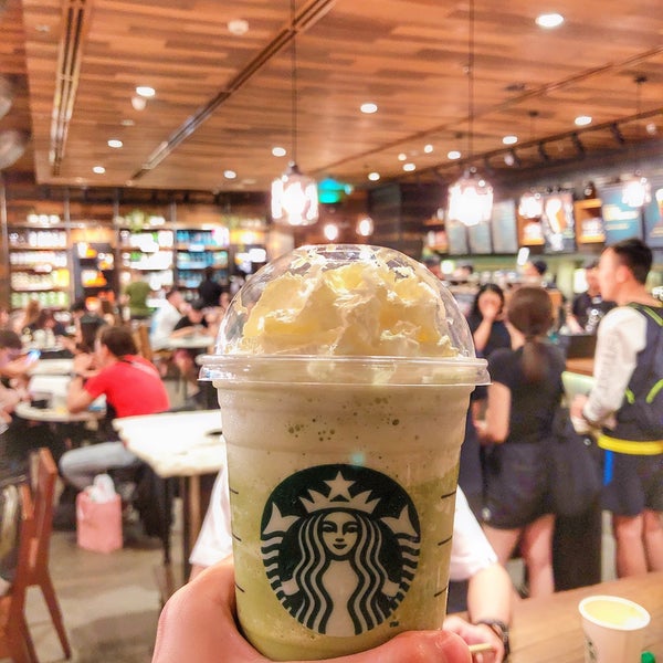 Foto scattata a Starbucks da CJ S. il 10/16/2019
