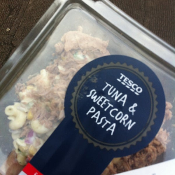 Tesco Grocery Store in Glasgow