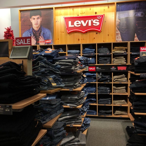 levis sawgrass phone number