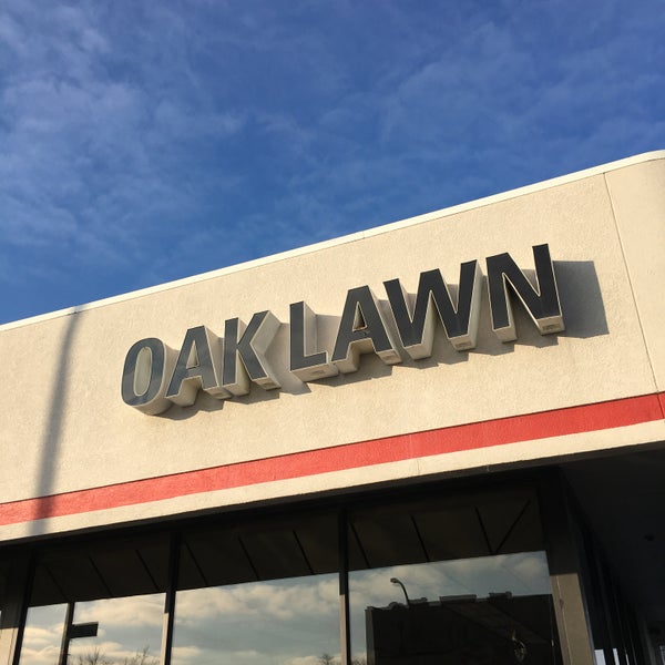 Photo taken at Oak Lawn Toyota by Oak Lawn Toyota on 1/21/2016