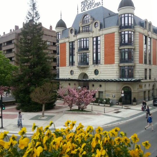 5/17/2013 tarihinde María José S.ziyaretçi tarafından Silken Ciudad de Vitoria'de çekilen fotoğraf