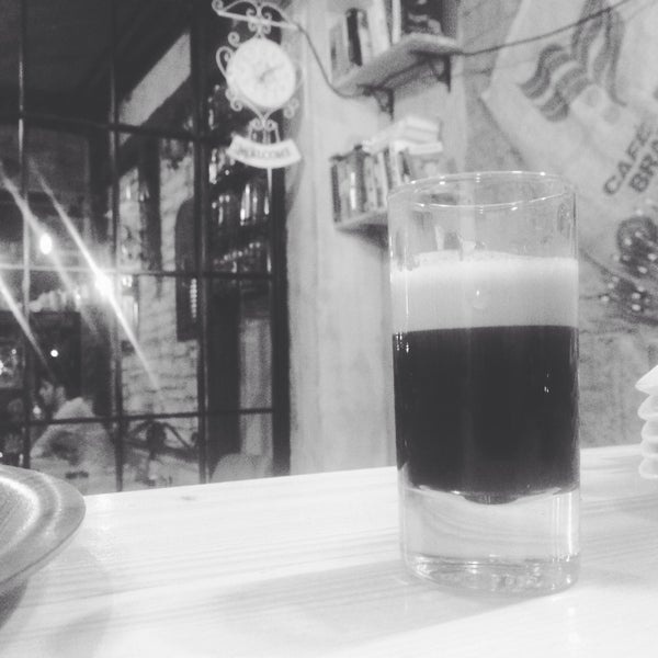 10/15/2016 tarihinde Taner K.ziyaretçi tarafından Cafe Noir Beşiktaş'de çekilen fotoğraf