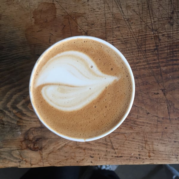 2/10/2019 tarihinde Andy J.ziyaretçi tarafından Ludlow Coffee Supply'de çekilen fotoğraf