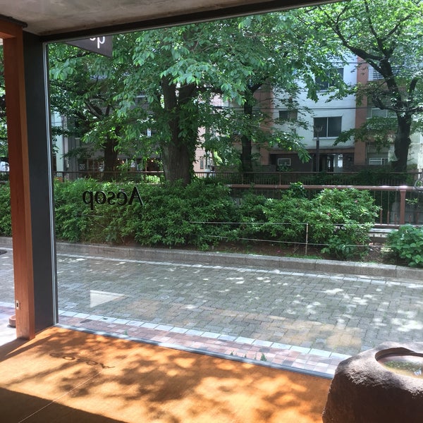 Photos At Aesop 神宮前 4 Tips