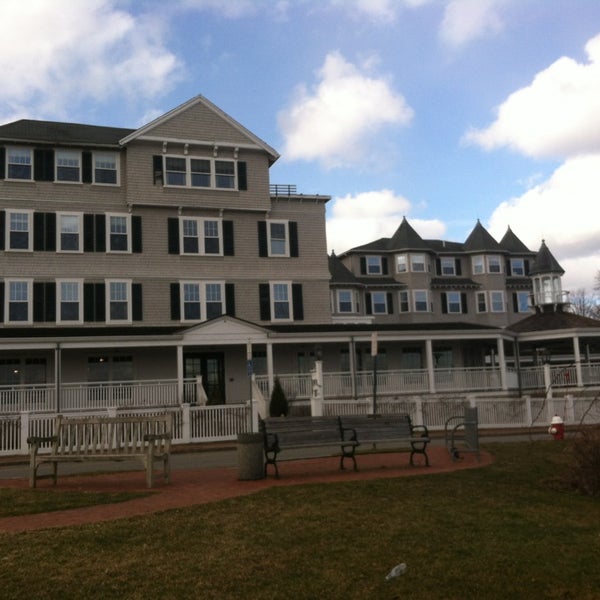 Foto tirada no(a) Harbor View Hotel por Cathrine N. em 2/2/2013