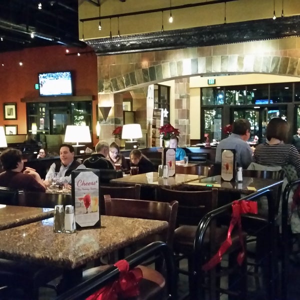 Photo taken at BJ&#39;s Restaurant &amp; Brewhouse by Ronald S. on 11/30/2017