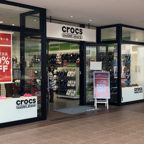 crocs factory store