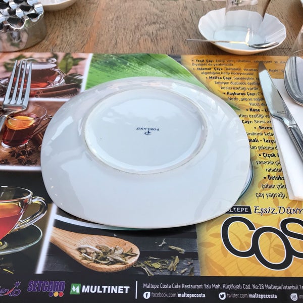 Foto diambil di Costa Cafe &amp; Restaurant oleh 💛💙 Mehmet A. pada 5/23/2019