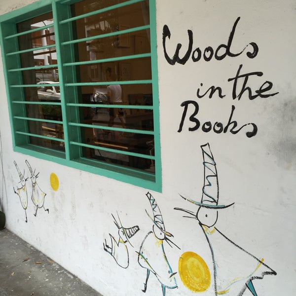 Photo prise au Woods In The Books par Vincent A. le7/26/2015