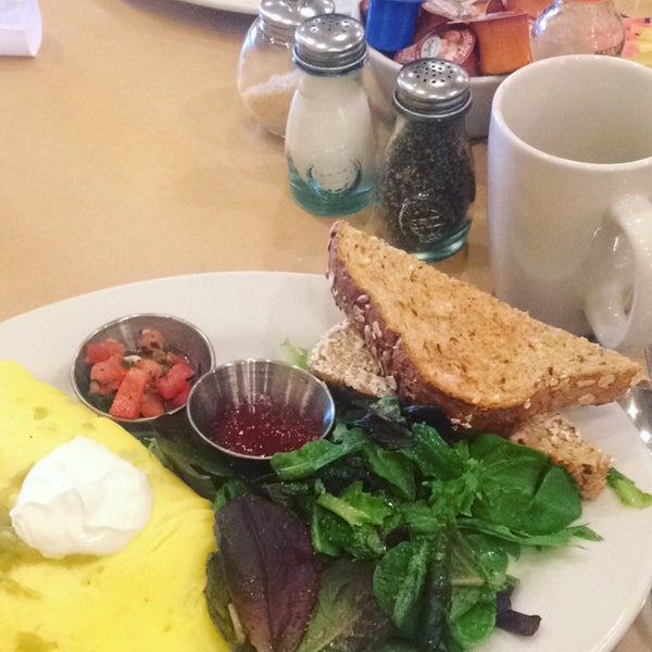 First Watch Breakfast Spot