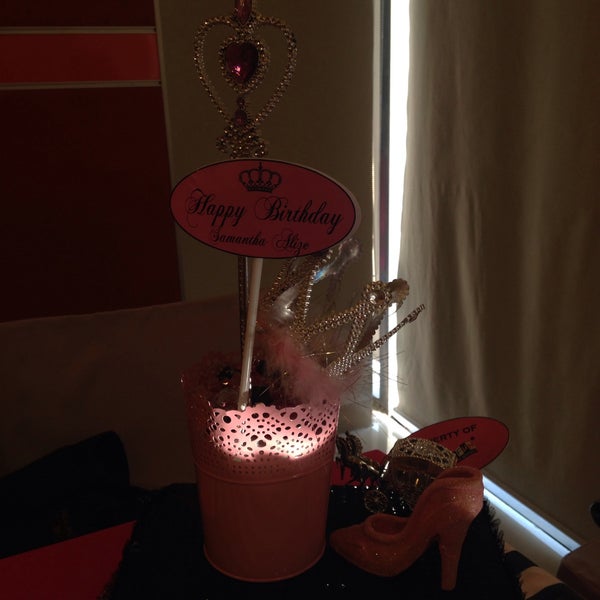 Active Fun Building Shopping Mall in Taguig City