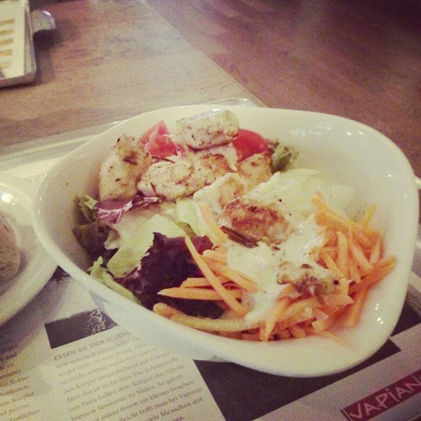 Photo taken at Vapiano by Chan D. on 2/20/2013