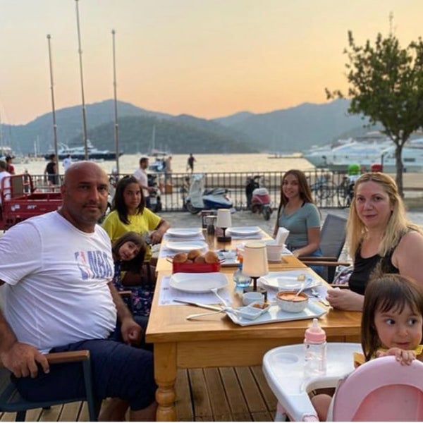 Foto tomada en Lotis Restoran&amp;Bistro  por Yılmaz Ş. el 7/20/2020