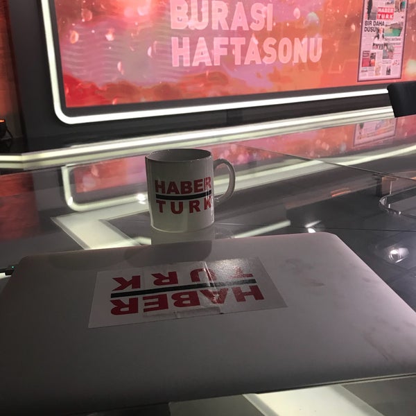 Foto tirada no(a) Habertürk TV por Yagmur U. em 6/2/2018