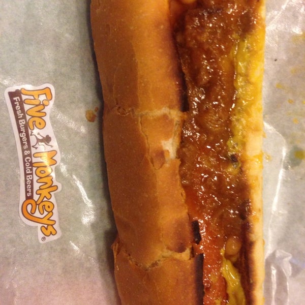 Enjoyed my chili cheesedog. Exceptional service too. But not a big fan of their milkshake. That can still be improved.