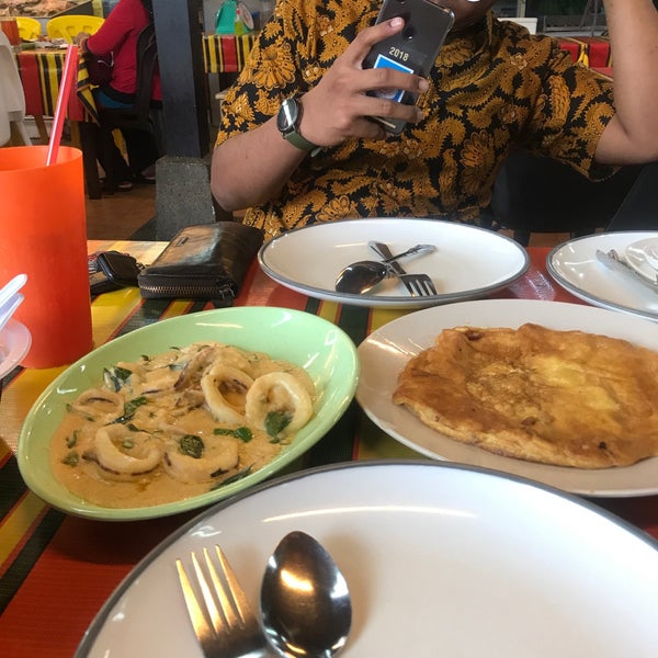 Gerai No 28 Sri Kayam Tepian Tebrau Jalan Tengku Petrie