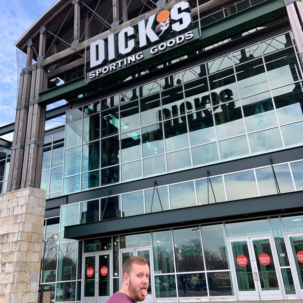 DICK'S Sporting Goods (Now Closed) Fairfax, VA
