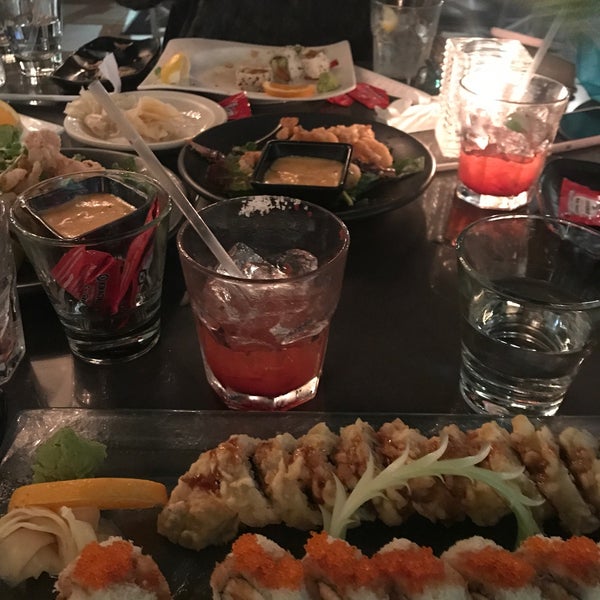 10/14/2020에 Parya T.님이 Wasabi Sushi &amp; Izakaya에서 찍은 사진
